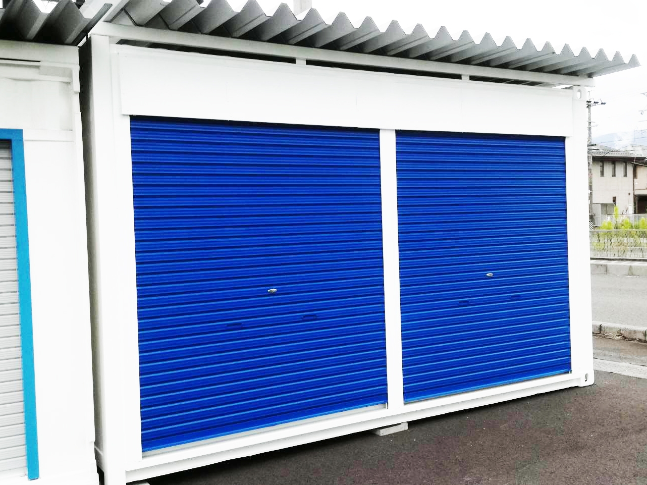 綾野店のレンタルボックス外観