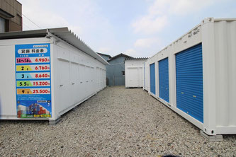 寺内店の屋外型貸し倉庫外観