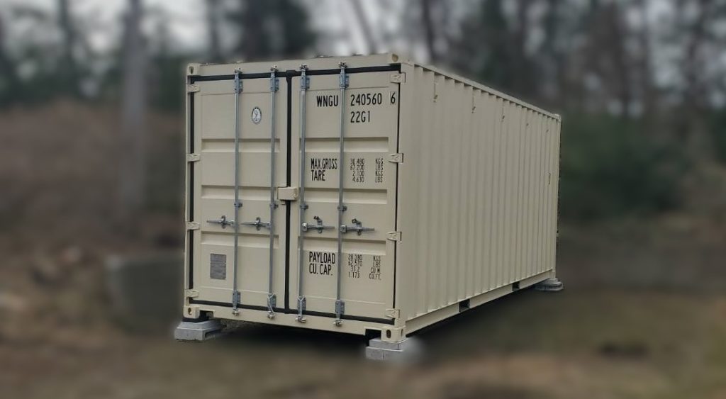 輪島市 設置済みアイボリーカラーの20ftコンテナ