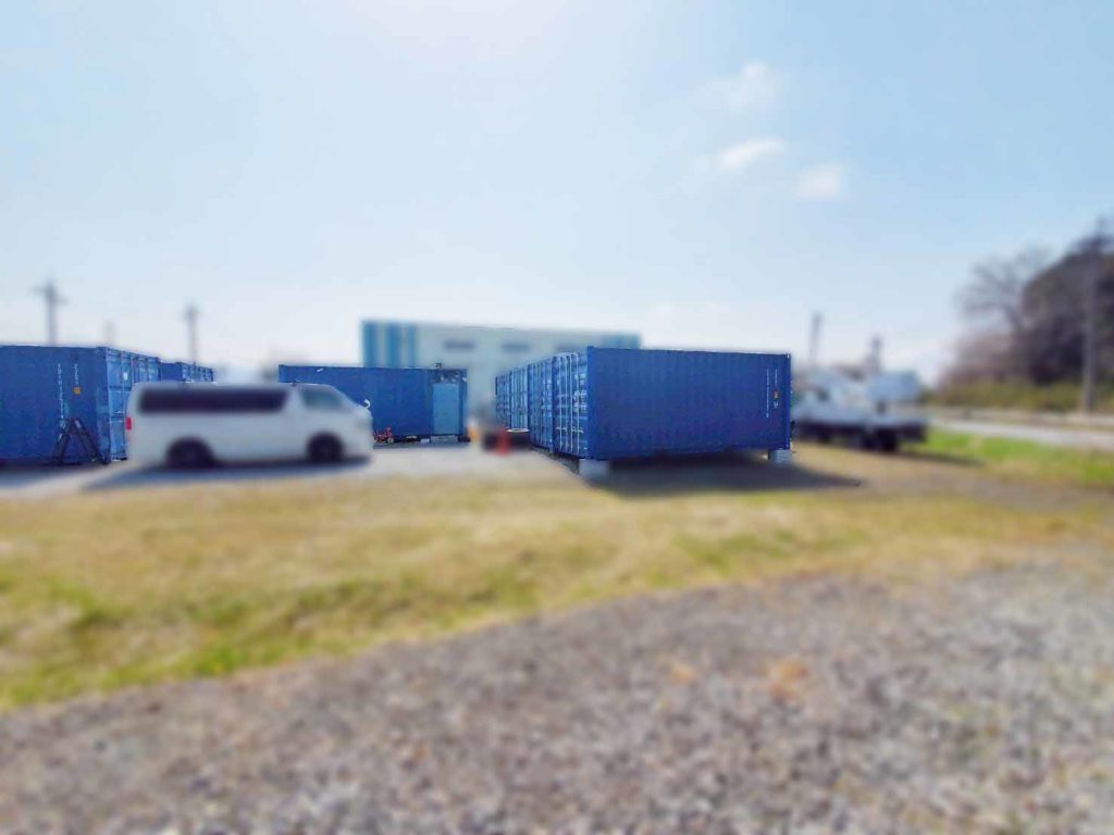 滋賀県東近江市に納品した20ft NEWVAN ブルー 資材倉庫用コンテナ 納入事例