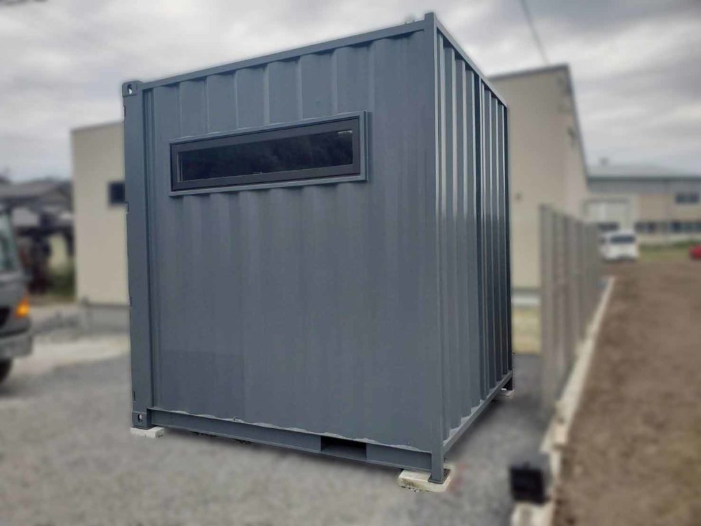 9ft NEWVANコンテナ 岐阜県川辺町設置事例 家財収納 倉庫用途
