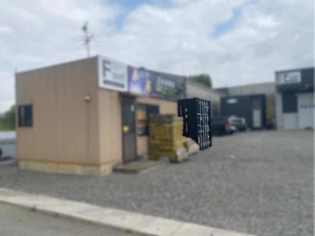 岐阜県羽島市 20ft NEWVANコンテナ ブラック 道具・資材保管用倉庫