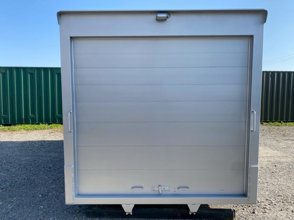 2tアルミコンテナ ロータイプ（中古）サイドドア開閉の様子