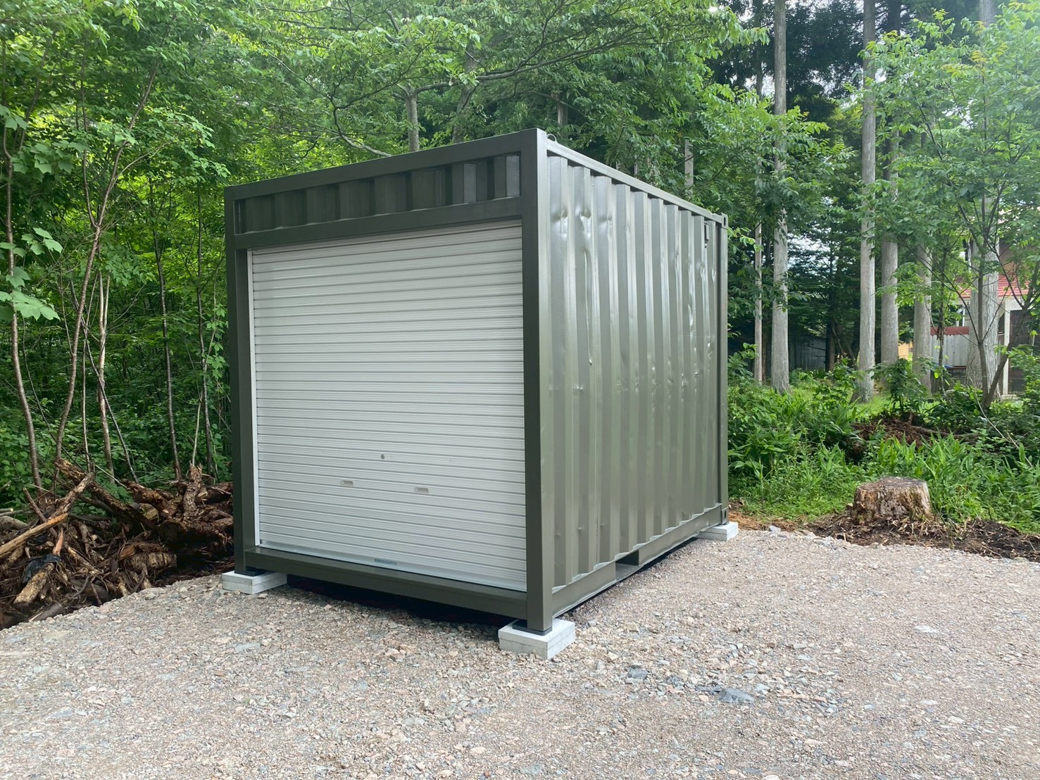 岐阜県高山市｜サイドドア・シャッター付き2tアルミコンテナ（中古