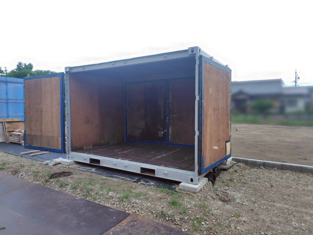 倉庫用途として設置した海上コンテナ12ft(岐阜県各務原市)