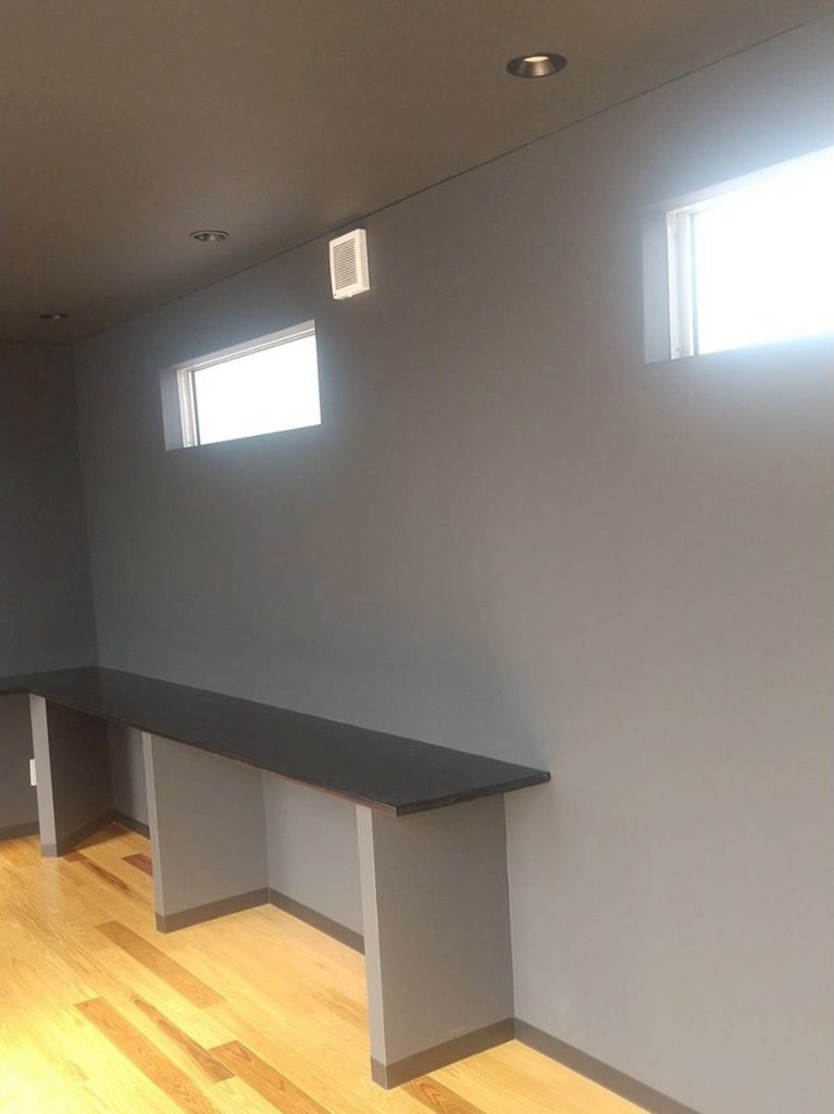 20ft ブラックラウンジボックス