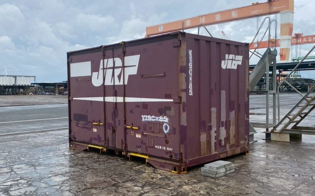 愛知県豊橋市
12ft貨物中古
側側