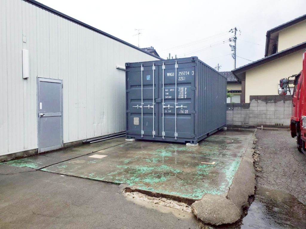 石川県金沢市 NEWVANコンテナ20ftグレー（新造）