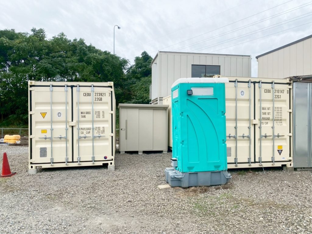 愛知県弥富市NEWVAN20ftコンテナ アイボリー