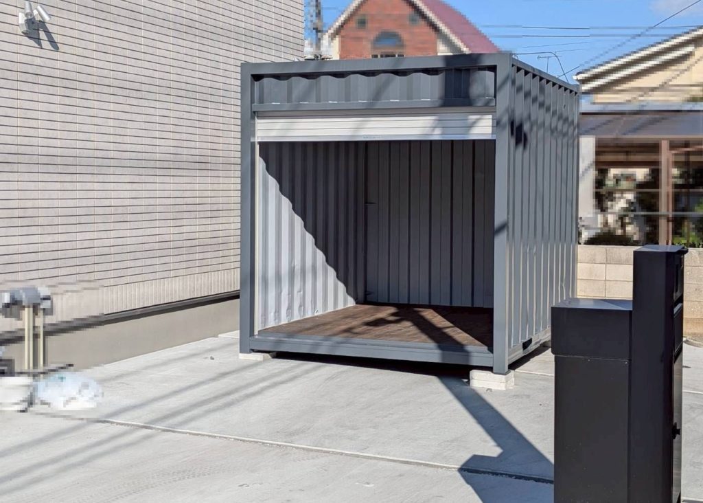 東京都小平市
シャッター付き10ftコンテナRe
中古
ダークグレー