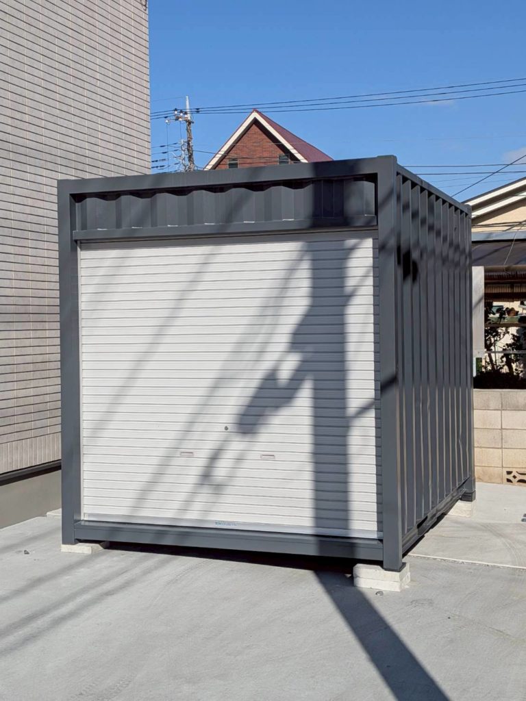 東京都小平市 シャッター付き10ftコンテナRe 中古 ダークグレー
