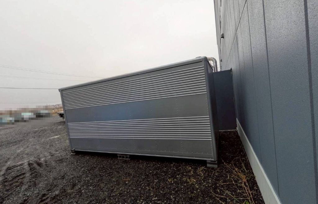 奈良県磯城郡
2tアルミコンテナ
ロータイプ